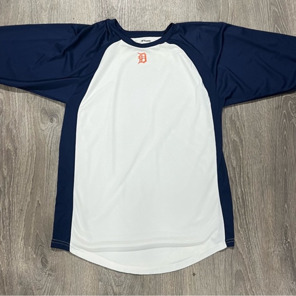 Detroit Tigers 3/4 length sleeve tee shirt